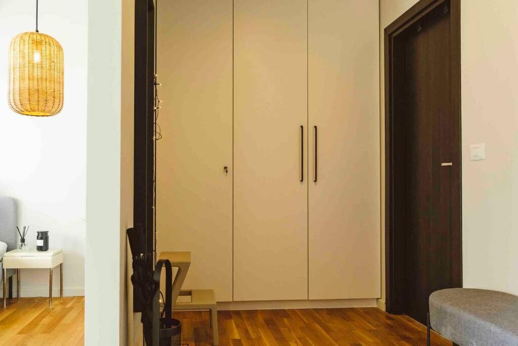 Vivando - Beautiful Studio B + Parking 布加勒斯特 外观 照片
